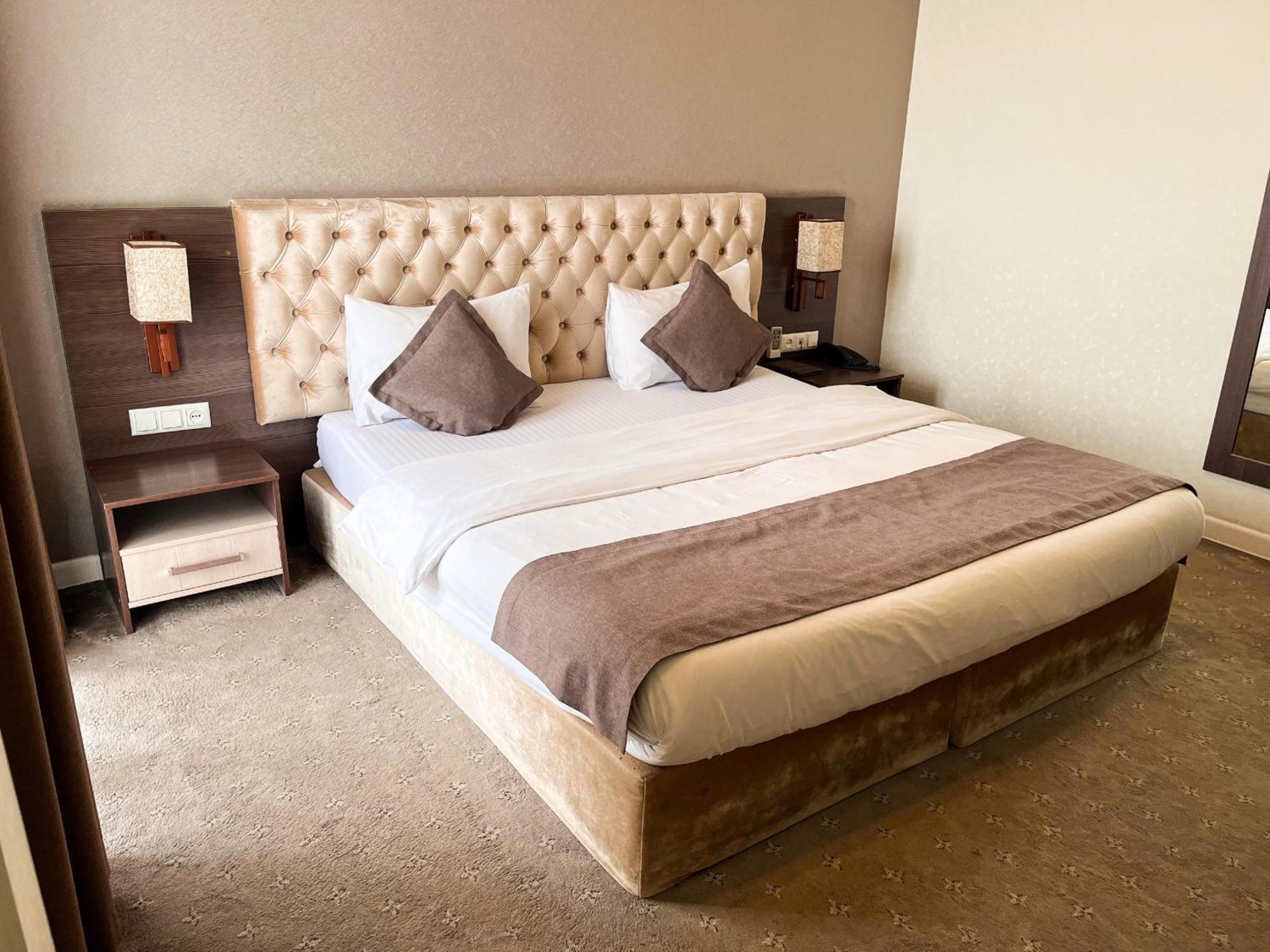 Hotel Fn שימקנט מראה חיצוני תמונה
